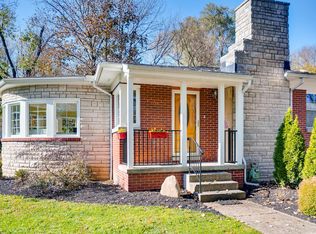 3216 Fishinger Rd, Columbus, OH 43221