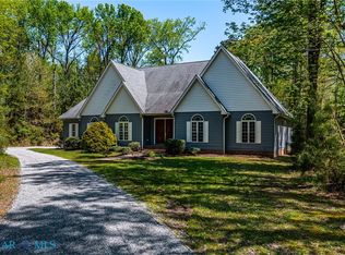 792 Greenwood Beach Rd, Heathsville, VA 22473