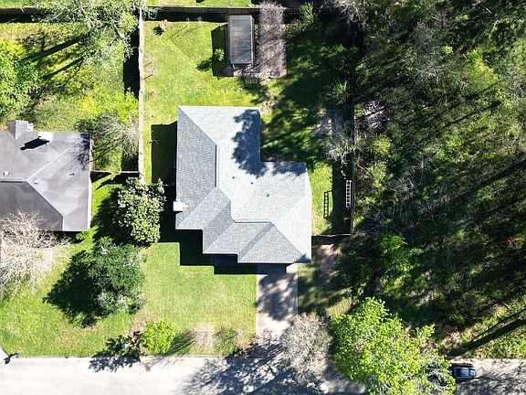 2nd image of 25732 Chestnut Ln