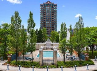 3320 Spinnaker Ln #30-7A, Detroit, MI 48207