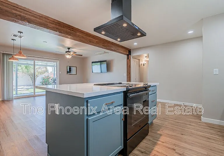 1102 N 72nd Pl — Photo 13