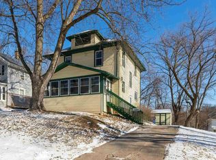 1327 Belle Ave, Davenport, IA 52803