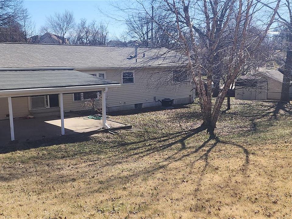 2nd image of 3465 Taylor Ave