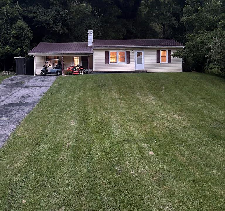 1st image of 657 1st Ave