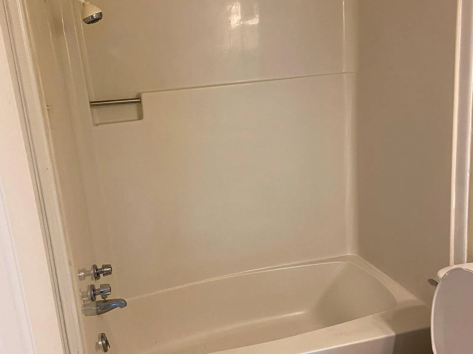 109 Strasbourg Dr — Photo 3