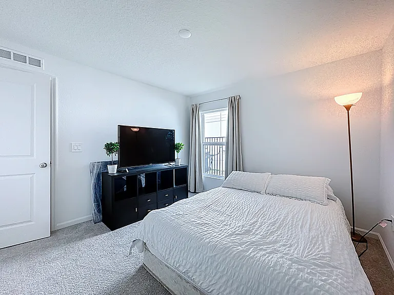 5023 Barnet Dr — Photo 8