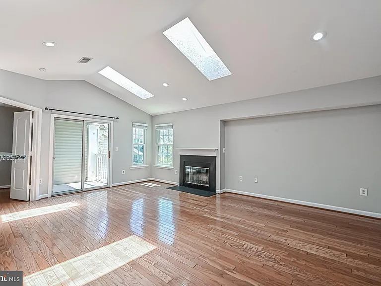 5601 Willoughby Newton Dr #36 — Photo 10