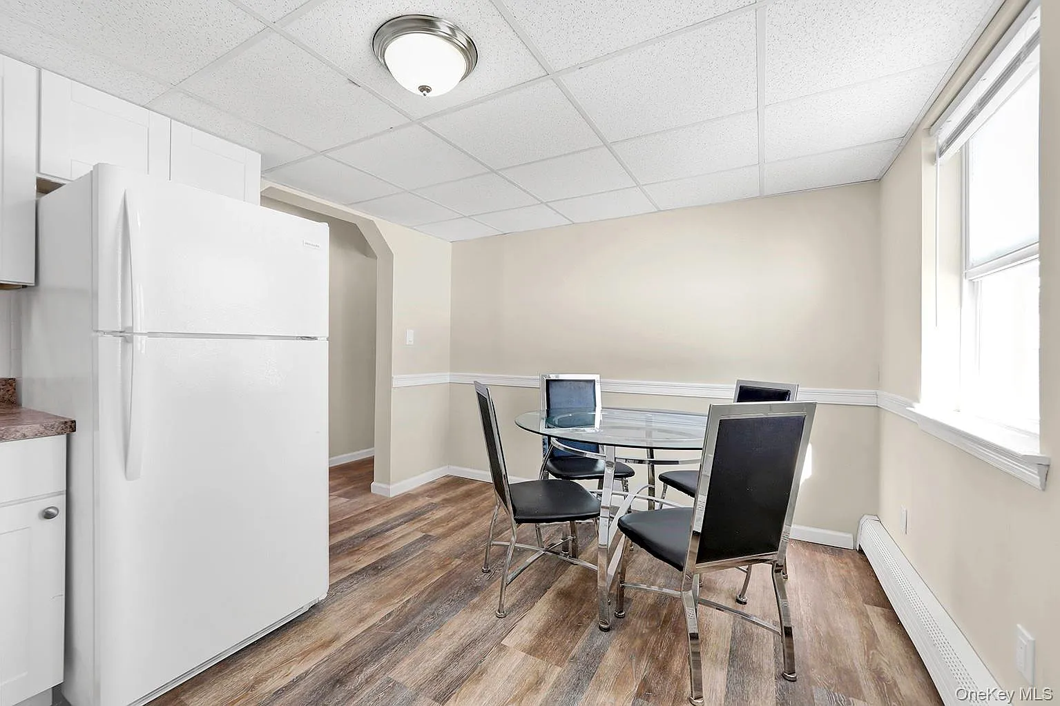 2 bed, 1.0 bath, 800 sqft, $2,800 — Photo 3