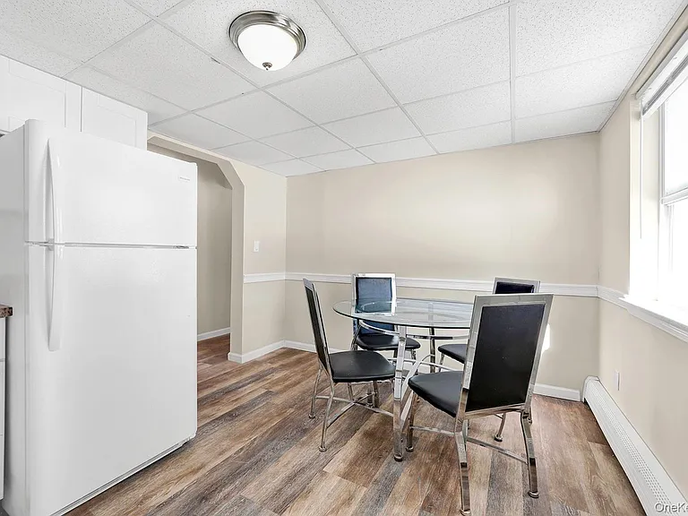 2129 Julia Goldbach Ave — Photo 3