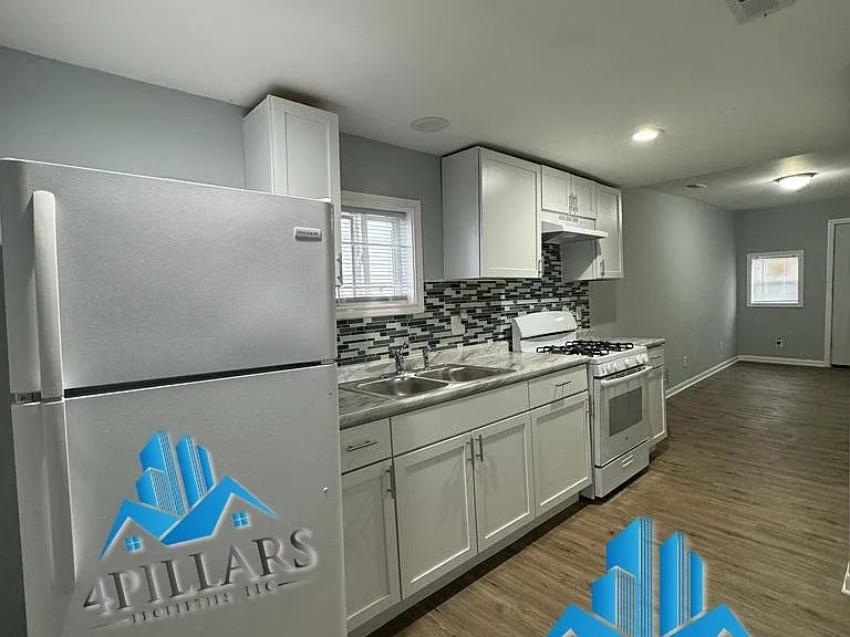 7300 W 128th Pl — Photo 8