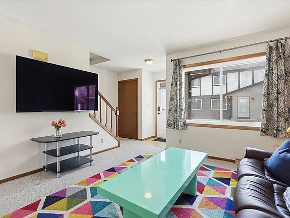 5th image of 4162 Alvarez Avenue