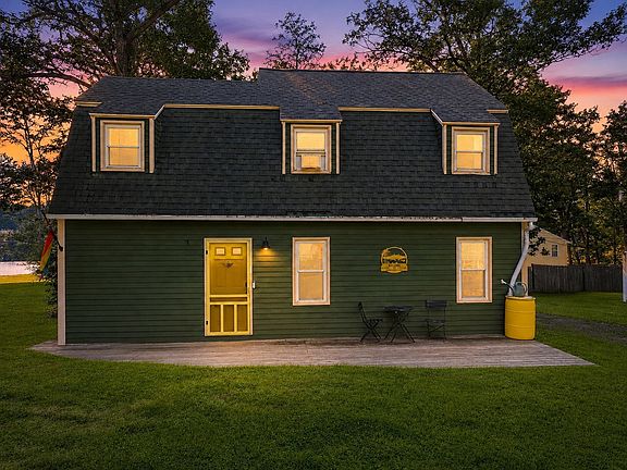 3rd image of 24 Briarcliff Ln