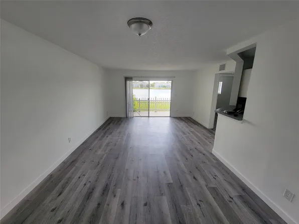 3465 NW 44th St APT 106, Oakland Park, FL 33309