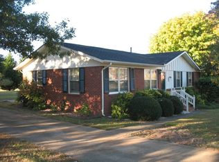 525 W 2nd Ave, Colbert, GA 30628