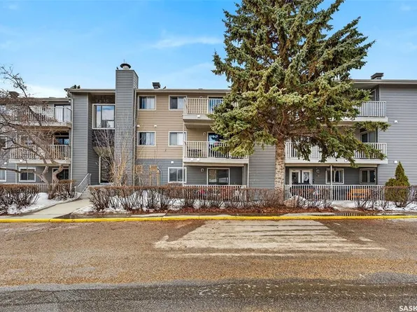 UNIT 105H-1121 McKercher DRIVE, Saskatoon, SK S7H 5B8