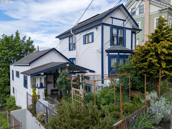 1278 Franklin Ave, Astoria, OR 97103