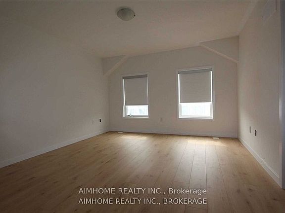 3rd image of 39 Seacoasts Cir