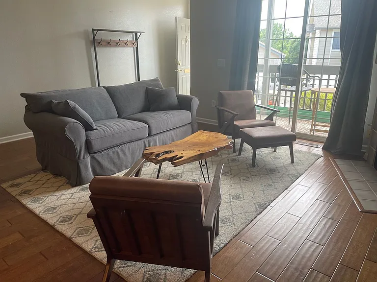 677 Canyon Dr — Photo 7