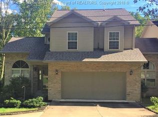 1805 Presidential Dr, Charleston, WV 25314