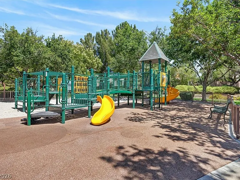 3799 Honey Ridge Ct — Photo 48