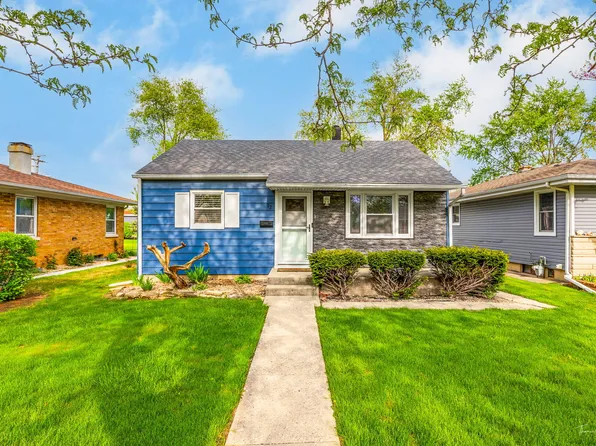 12 S Reedwood Dr, Joliet, IL 60436