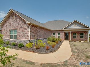 217 Maureen Dr, Madison, AL 35756