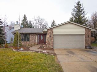 4598 Weswilmar Dr, Holt, MI 48842