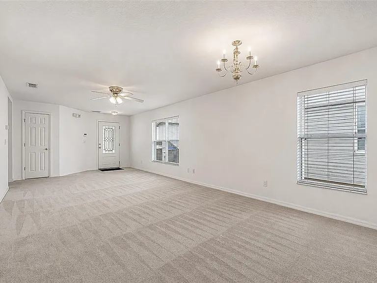 1503 Blue Horizon Dr — Photo 5