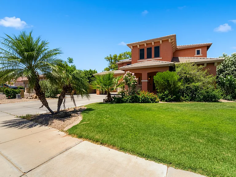 3446 E Fairview St — Photo 63