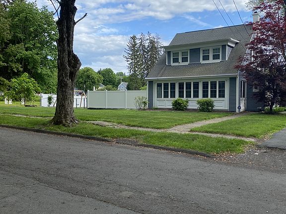 Front of house on dead end street