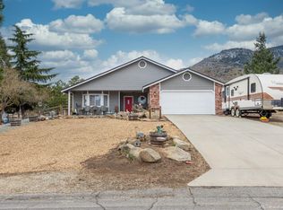 18020 Hambletonian Dr, Tehachapi, CA 93561