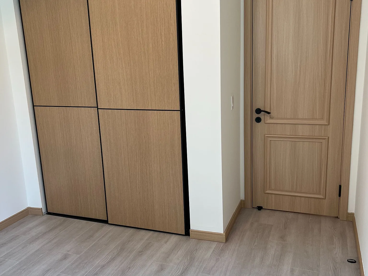 2 bed, $2,050 — Photo 4