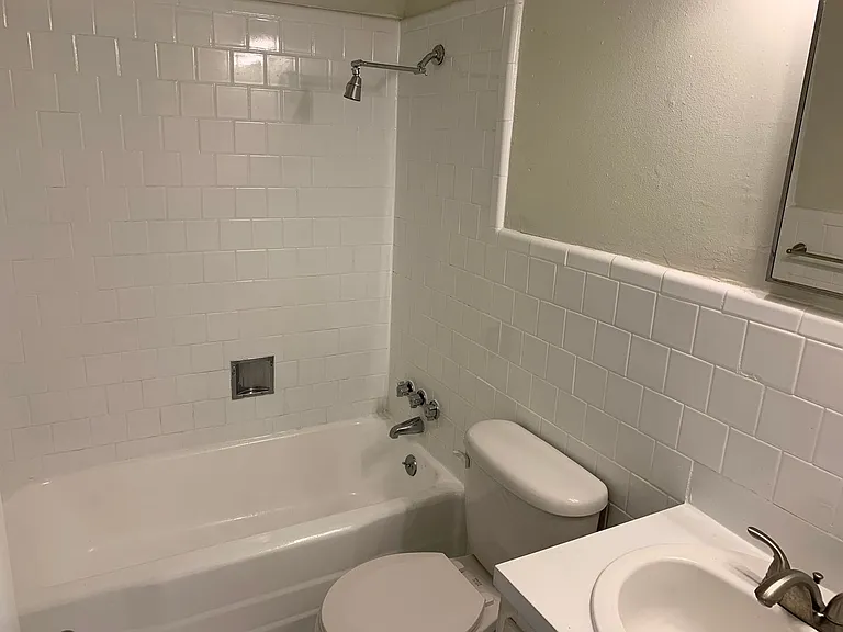 Tarrytown Flats — Photo 12
