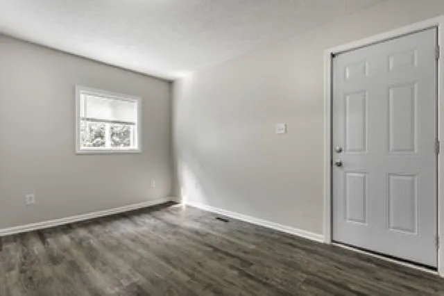 340 N Hamilton Ave #340.5 — Photo 4