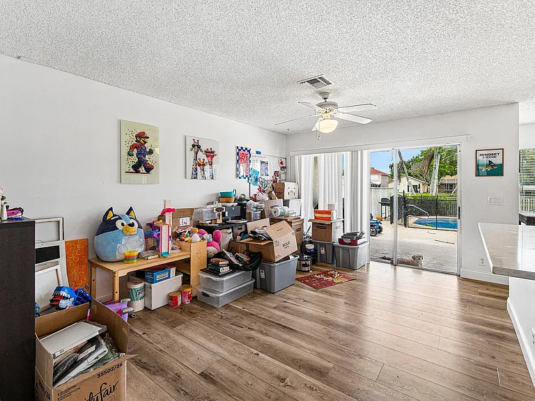 7366 Ashley Shores Cir — Photo 16
