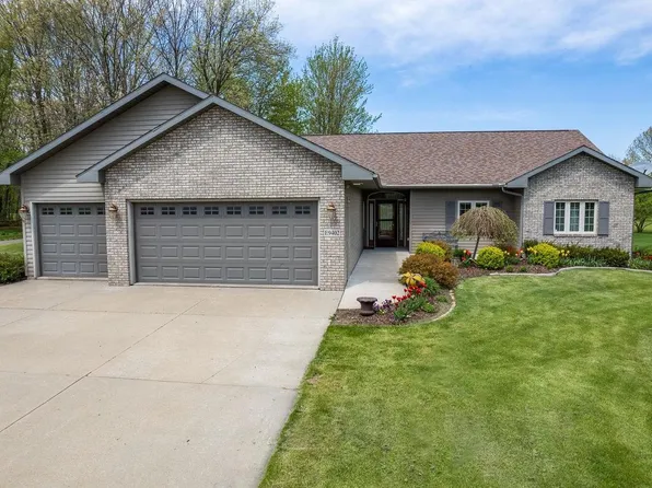 E9402 Bay Hill COURT, Wisconsin Dells, WI 53965