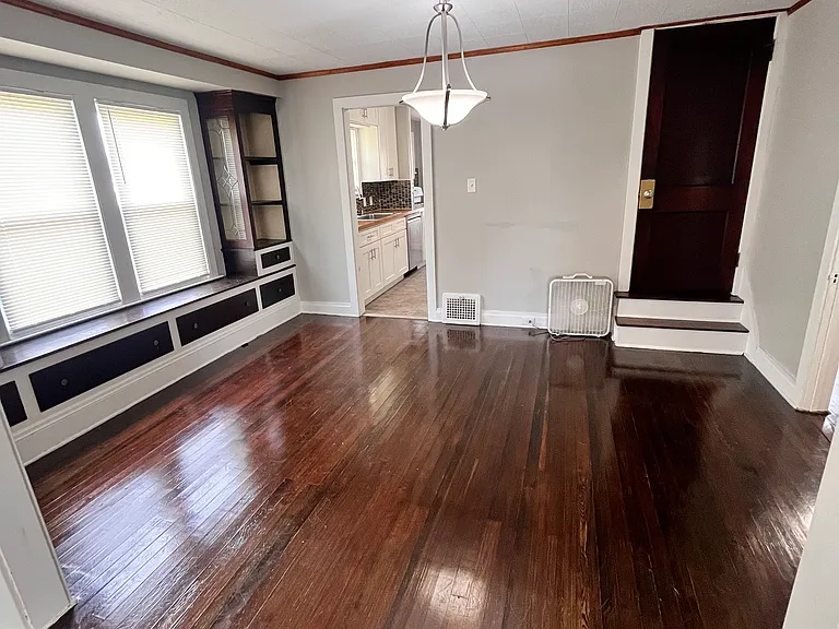 4508 Pearse Ave — Photo 8