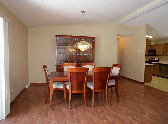 5th image of 1315 Ascot Ct