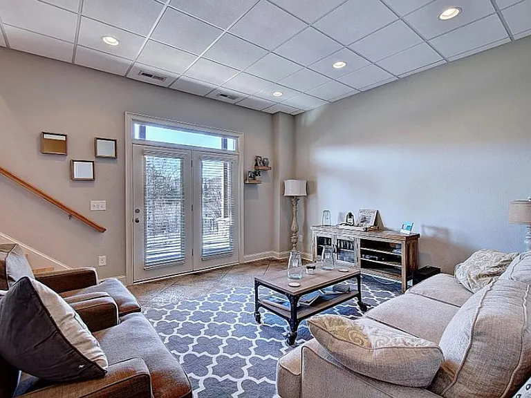 121 Lake Haven Dr — Photo 28