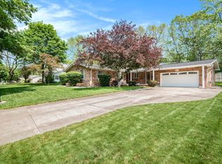 11319 Old Bridge Rd, Grand Blanc, MI 48439