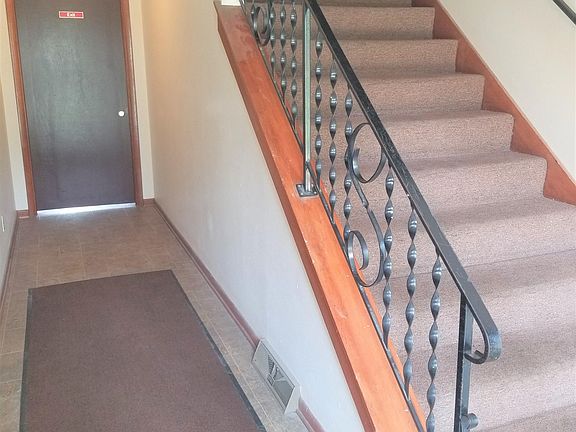 3rd image of 3111 Jacqueline Dr