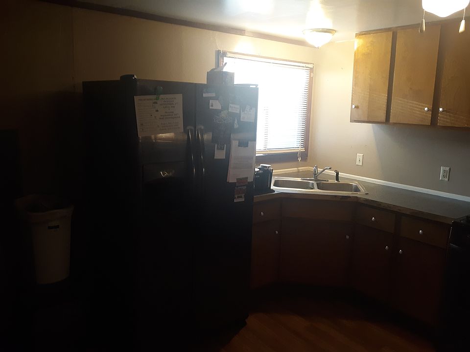 1st image of 205 N Olive St