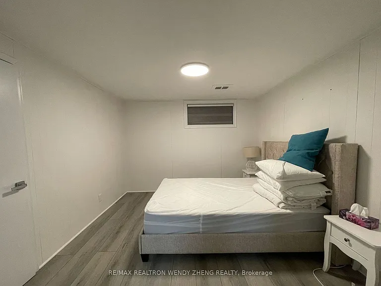 284 Wilmington Ave #LOWER — Photo 6
