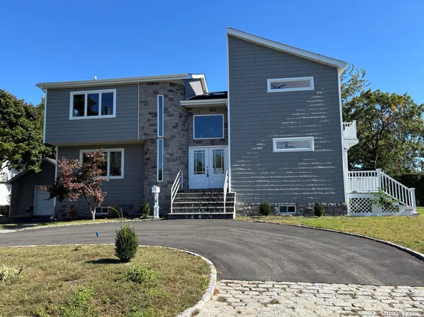 35 adams Avenue, Bayville, NY 11709