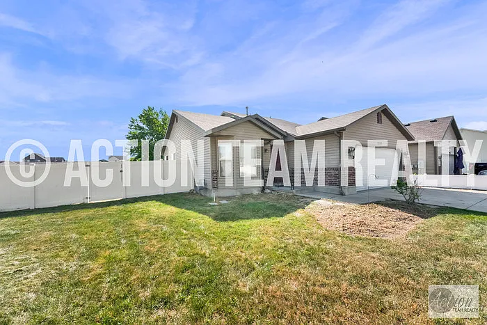 Building Photo - 2575 S Athena Dr