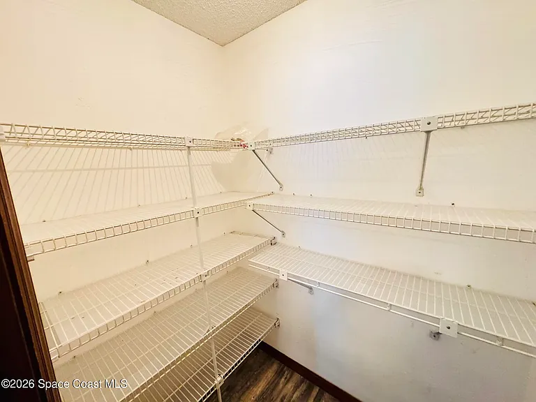 9000 York Ln #8F — Photo 10