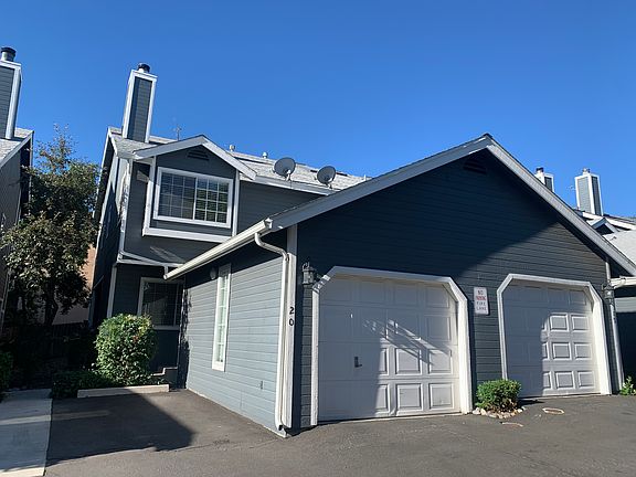 Sunny end unit townhome with attached garage
