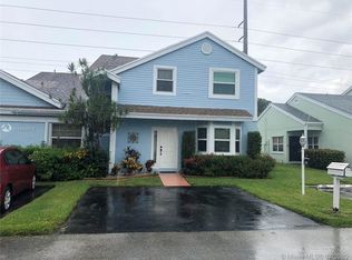 1101 SW 111th Way, Davie, FL 33324