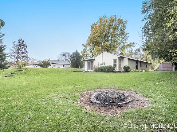 5th image of 2337 76th St SE