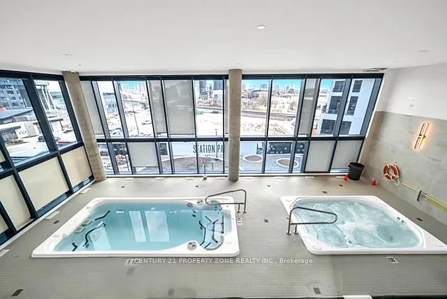 5 Wellington St S #1612 — Photo 21